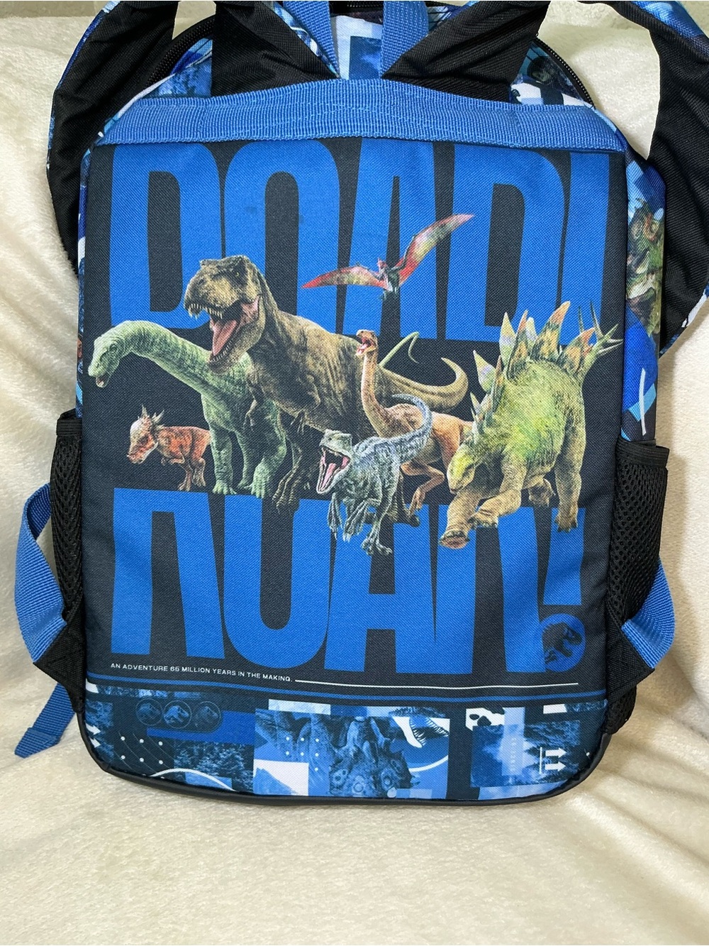 NEW! Universal Studio Jurassic World Boy’s 17" Laptop Blue Backpack NWT - Picture 5 of 13